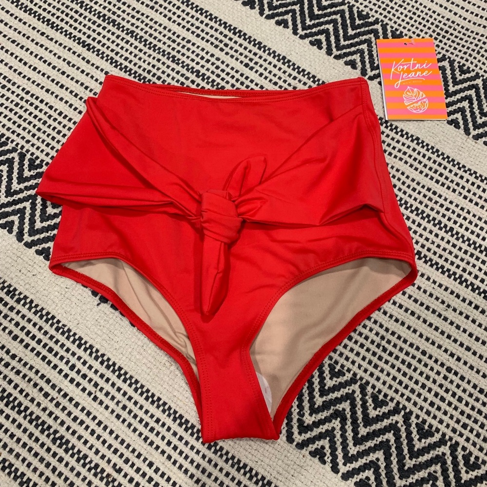 Kortni Jeane XS NWT